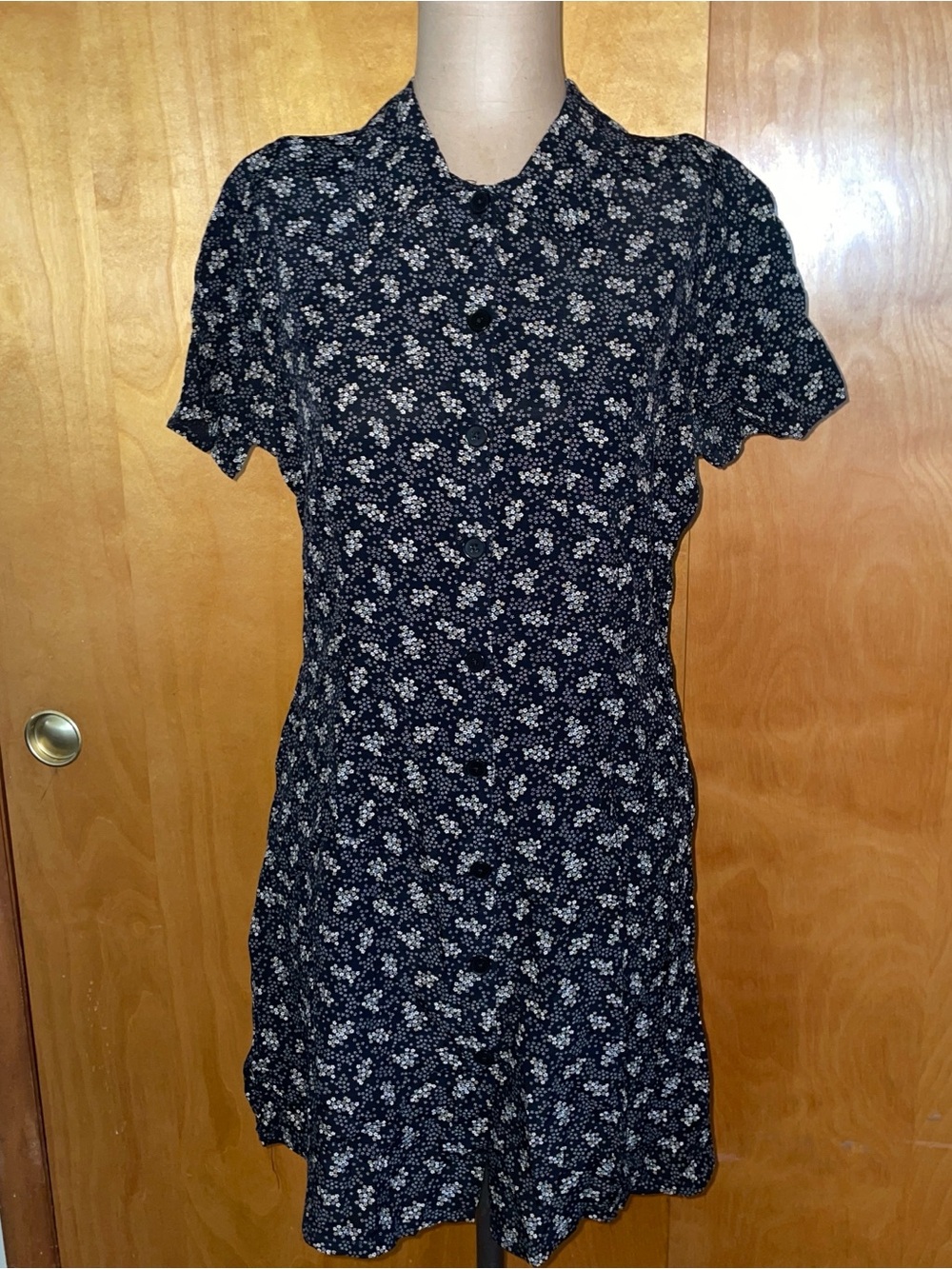 GAP Black Mini Dress with White Floral Print Y2K -button front -pockets